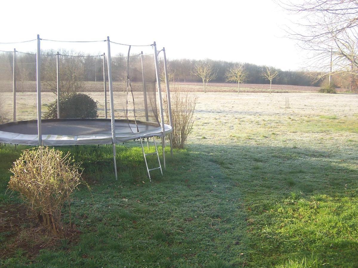 Gite En Forterre Druyes-les-Belles-Fontaines Exterior photo